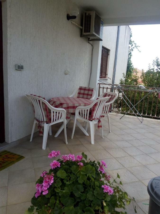Boutique Apartments Julija Водице Экстерьер фото